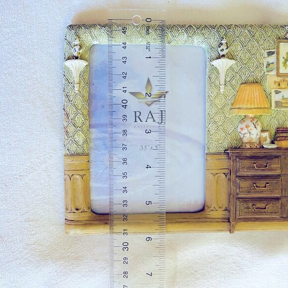 RAJ Collections 3D Photo Picture Frame Easel Back, House, Lamp, Cozy Home Decor - Picture 8 of 9